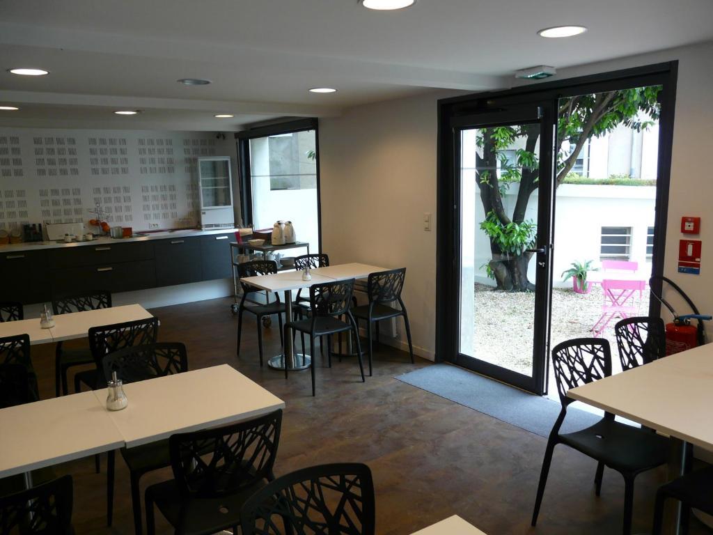 Demain Hotel & Conciergerie Nantes Exteriör bild